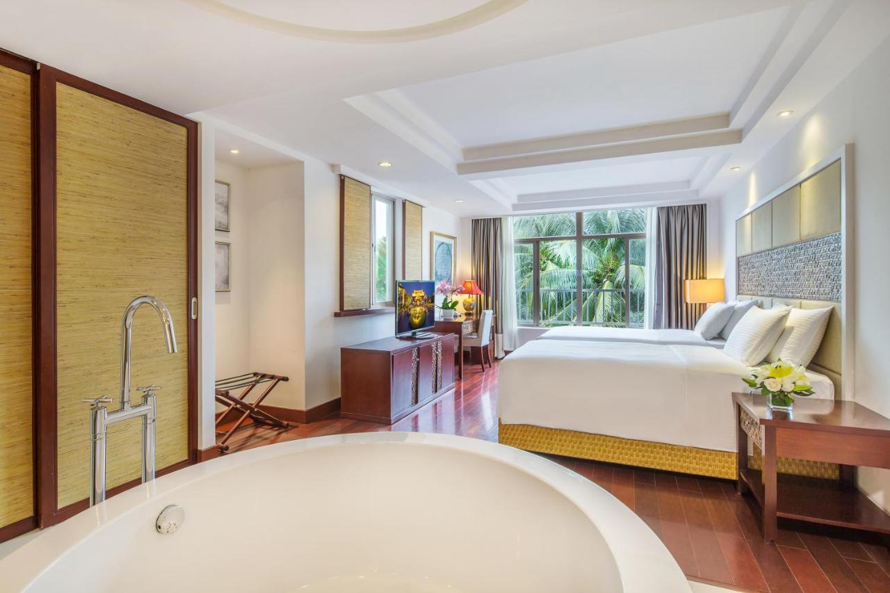 La Floret Villas Yalong Bay Sanya Luoyushangcun Экстерьер фото